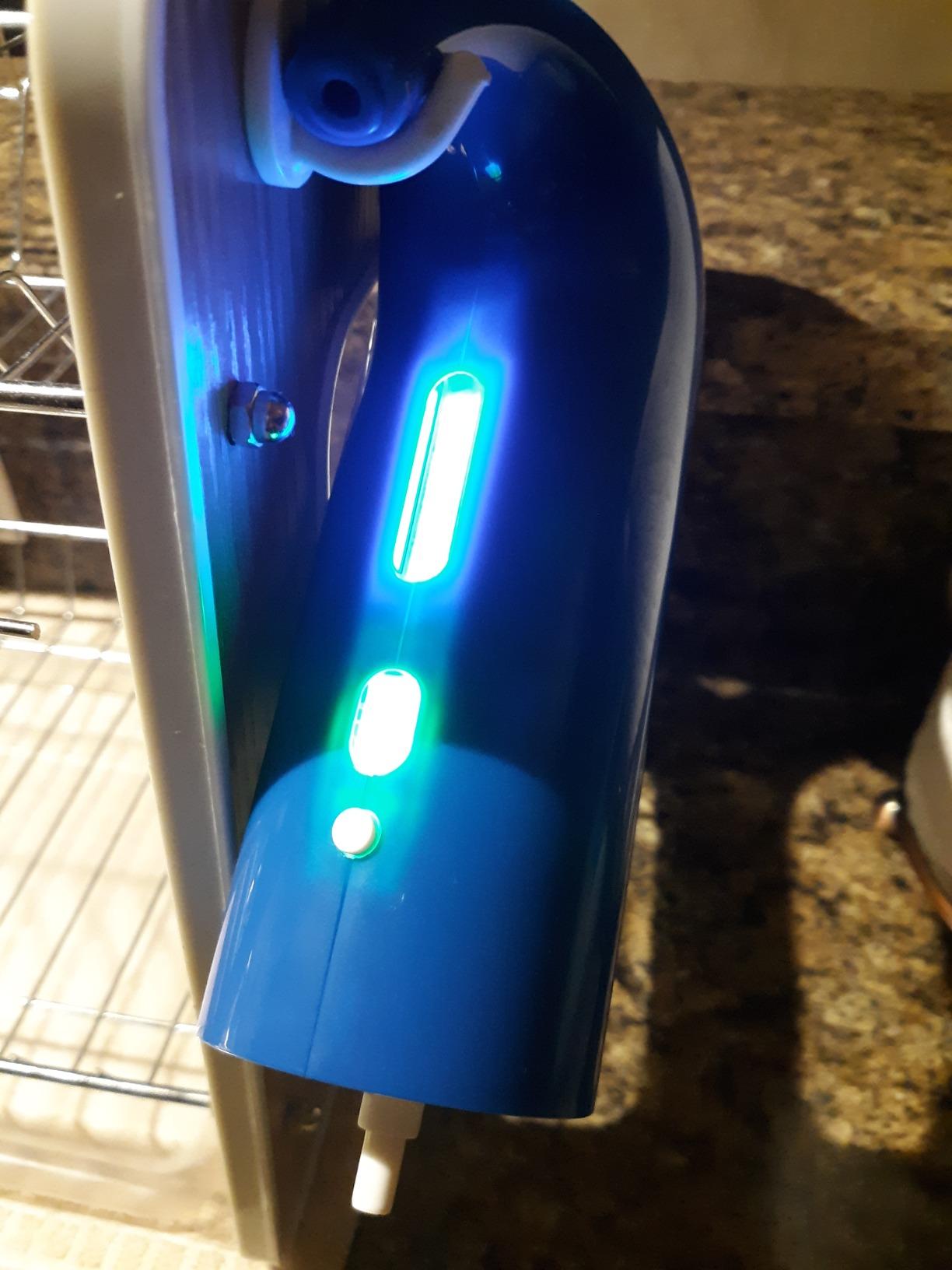 Automatic Electric Wine Aerator Pourer and Wine Decanter Pump, Inky customer photo 1