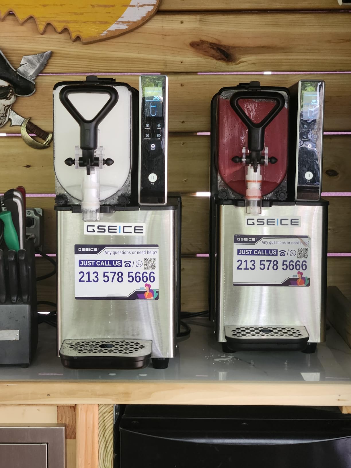 GSEICE Commercial Slushie Machine, 4L x 3 Tank Margarita Machine customer photo 1