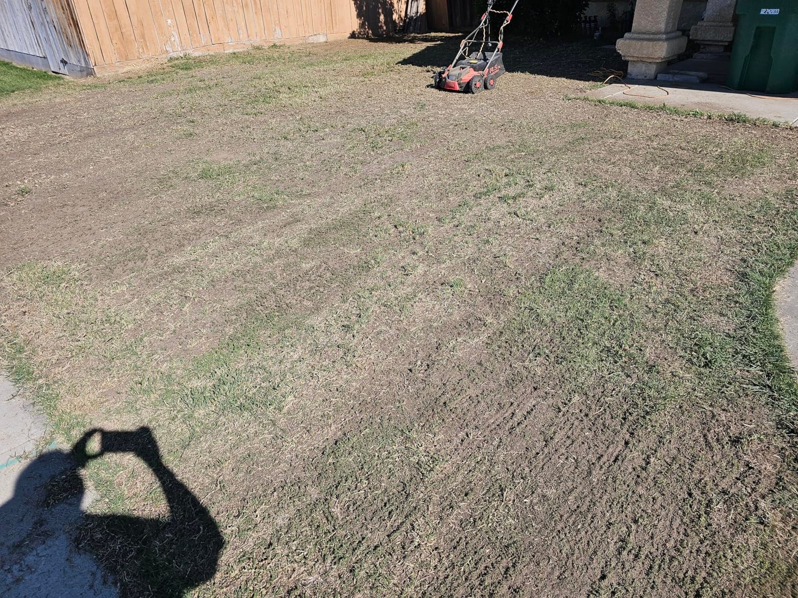 TIECTOWN 16-Inch 15.5 Amp 2-in-1 Electric Dethatcher and Scarifier with 14.5-Gallon Collection Bag, Lawn Dethatcher with 5-Position Depth Adjustment, Blade Replacement Without Tool - Orange customer photo 1