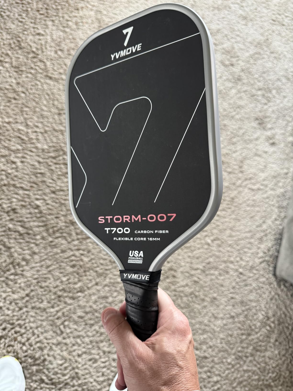 YVmove 16mm Kevlar T700 Carbon Fiber Pickleball Paddle, USAPA Approved customer photo 1