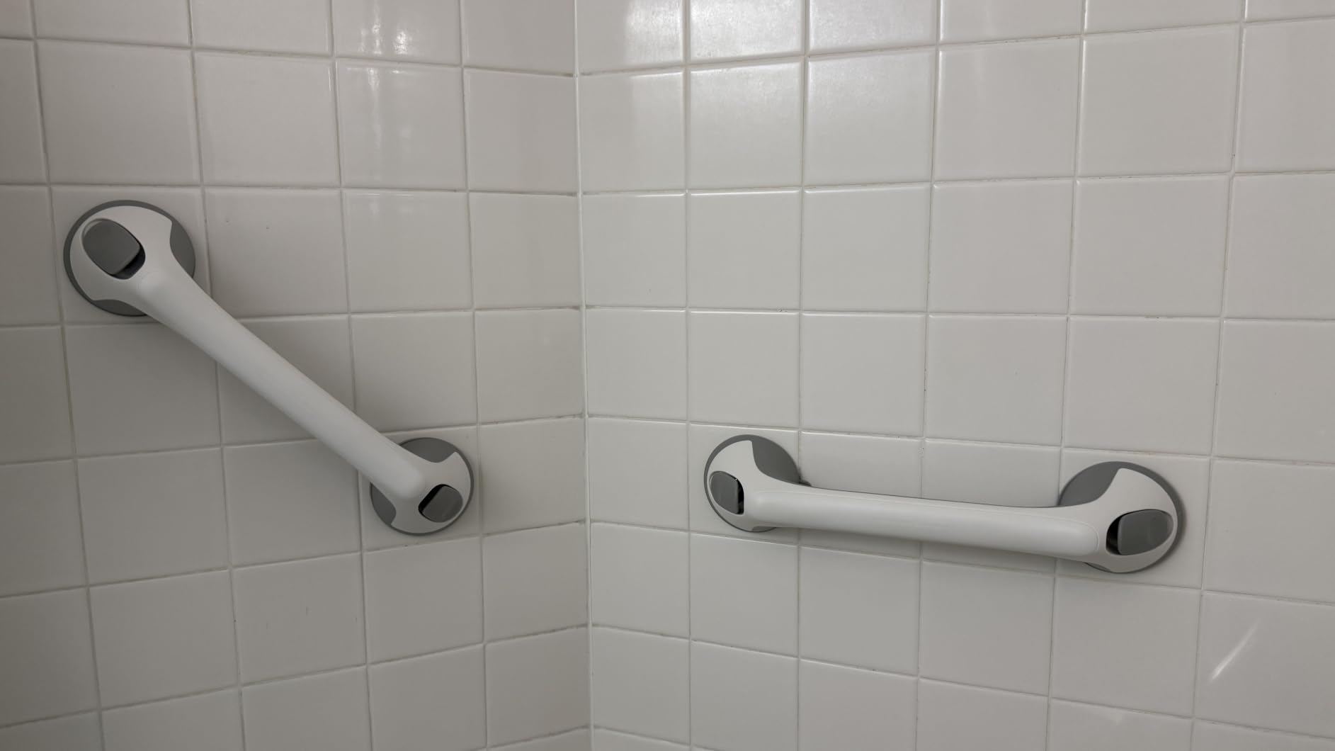 2 Pack Grab Bars for Shower, 16 Inch Shower Handles for Elderly customer photo 1