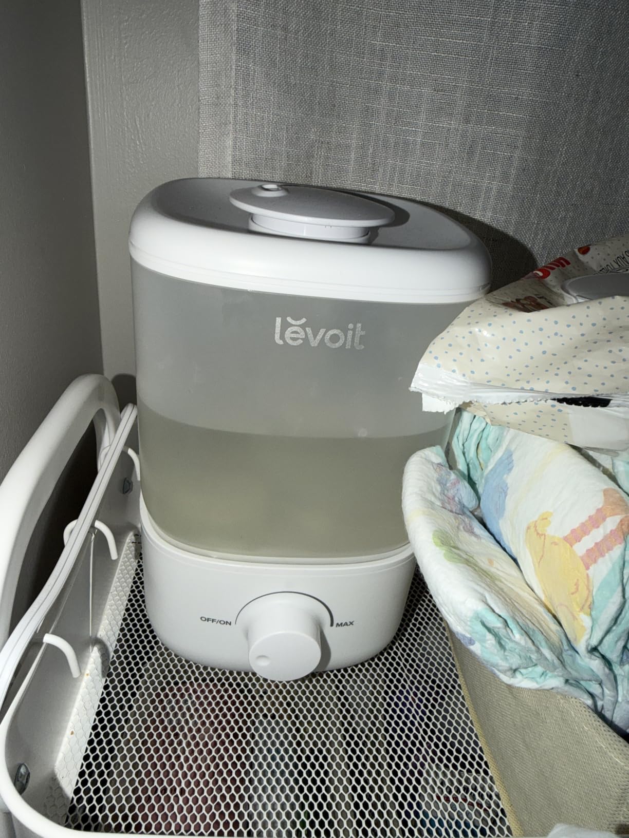 LEVOIT Humidifiers for Bedroom, 4.2L Top Fill for Large Room, 42H Runtime | 42H Runtime, Easy to Clean, 21dB Quiet Cool Mist for Baby, Plants, Night Light, Essential Oil Diffuser customer photo 2