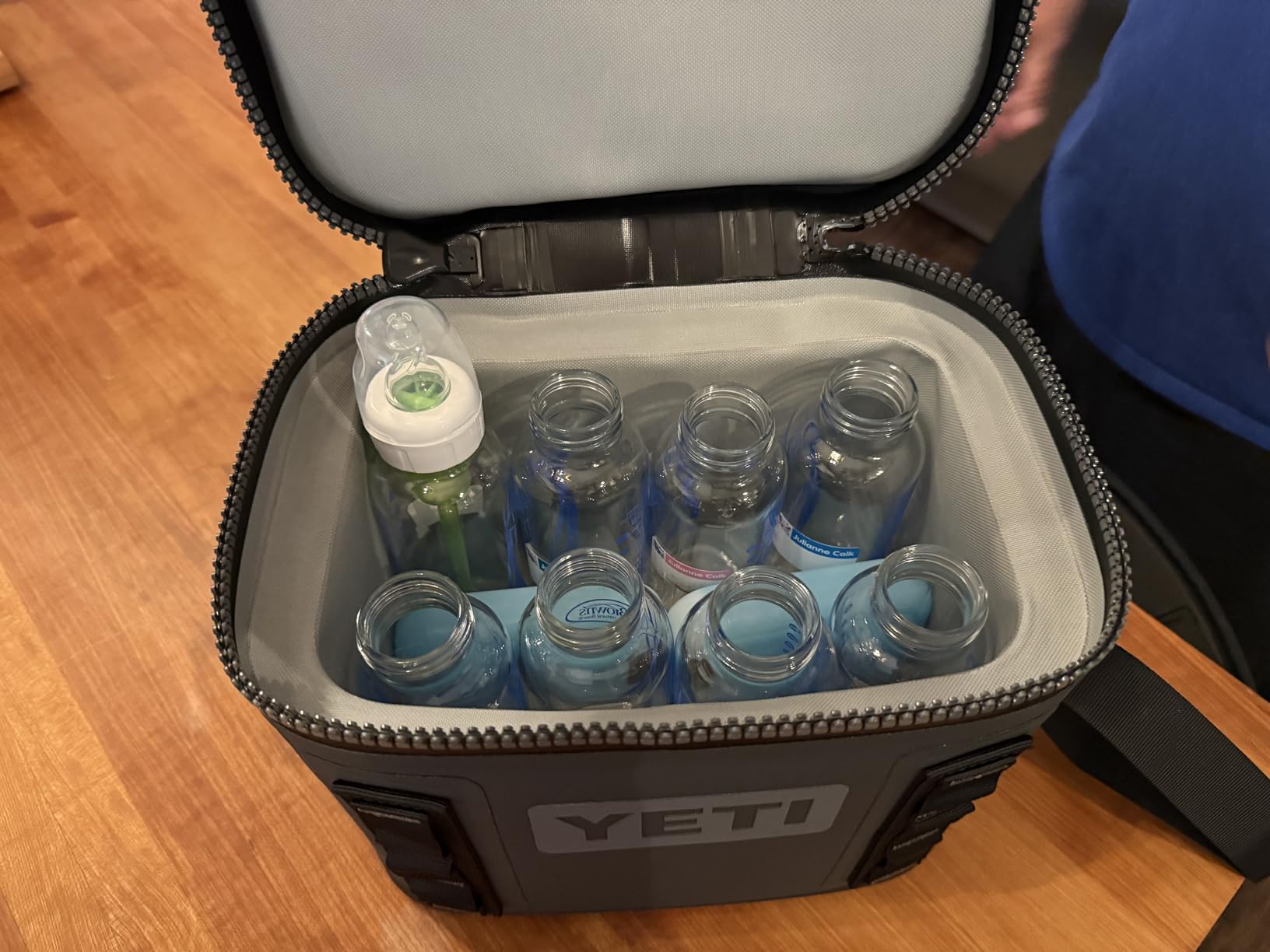 YETI Hopper Flip 8 Portable Soft Cooler customer photo 2