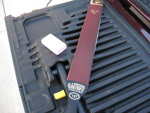 Fromm Razor Strop Blade Sharpener, Top Grain Cowhide, 2.5 x 23 Inch, Brown, IRS127 customer photo 2