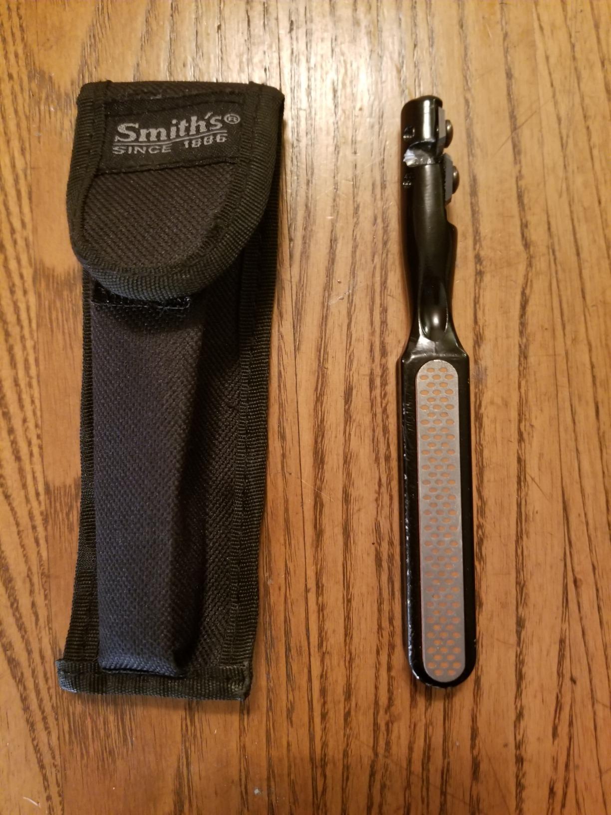 Smith’s 50047 Edgesport Stick Knife & Broadhead Sharpener – Portable Sharpener – Hunting & Archery Tool Sharpener – Carrying Pouch – Carbide & Diamond Stone – Pocket Knife Sharpener customer photo 1