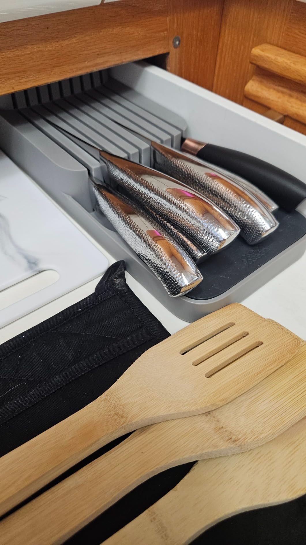 Joseph Joseph DrawerStore Knife Organizer, holds up to 9 knives, Kitchen Organization & Drawer Storage – Compact, Gray customer photo 1