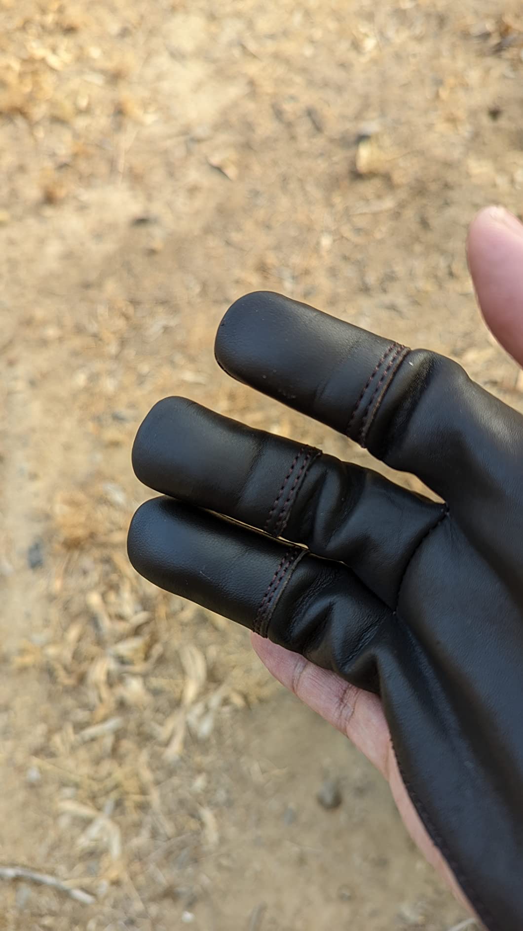 Bear Archery Leather 3 Finger Traditional Archery Shooting Glove, Large, Black, (ASG101L) customer photo 2