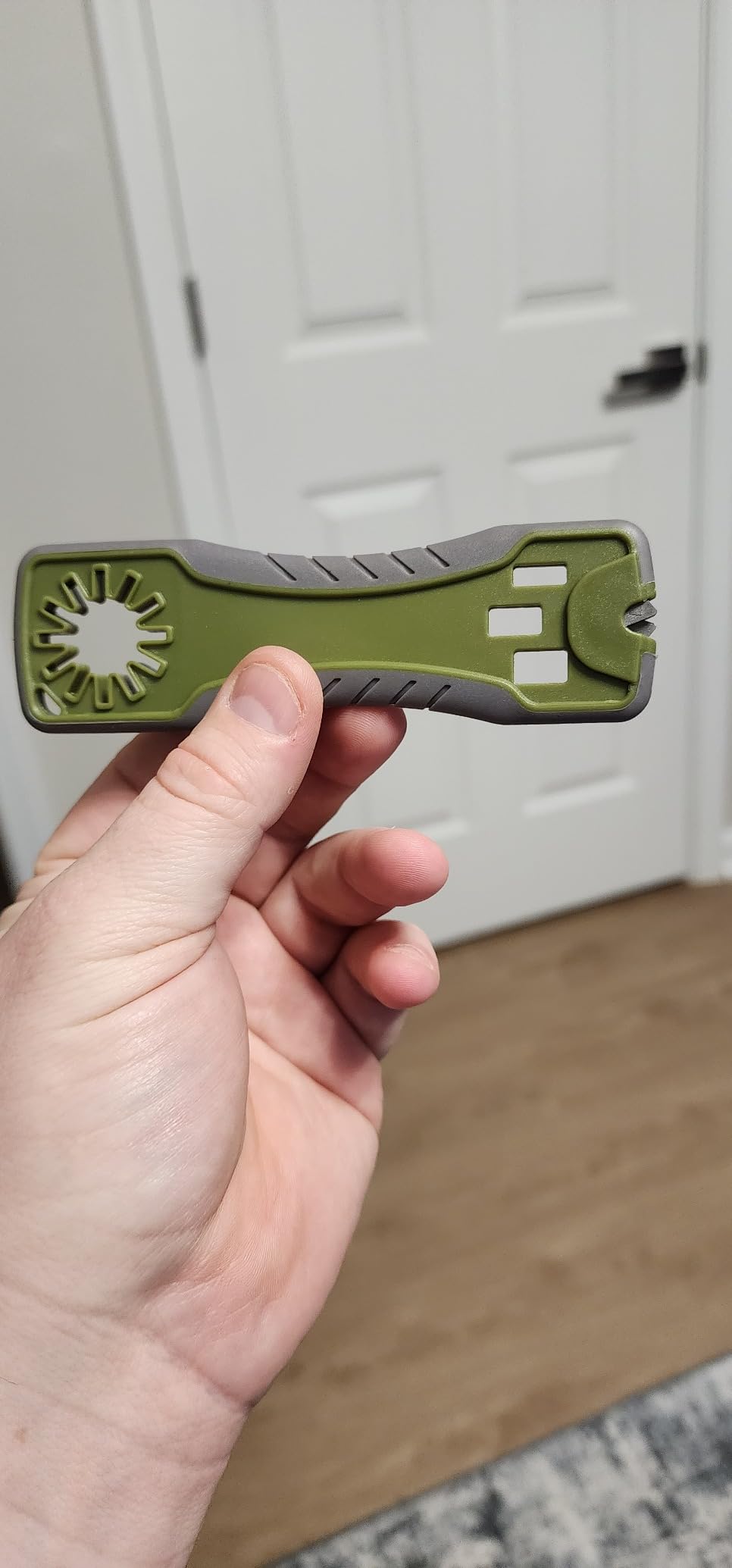 K’Netix MV² Broadhead Wrench & Sharpener, Gray & Olive customer photo 1