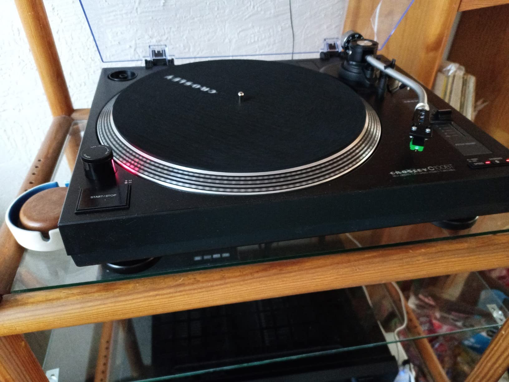 Crosley C100BT-BK Record Player, Black customer photo 2