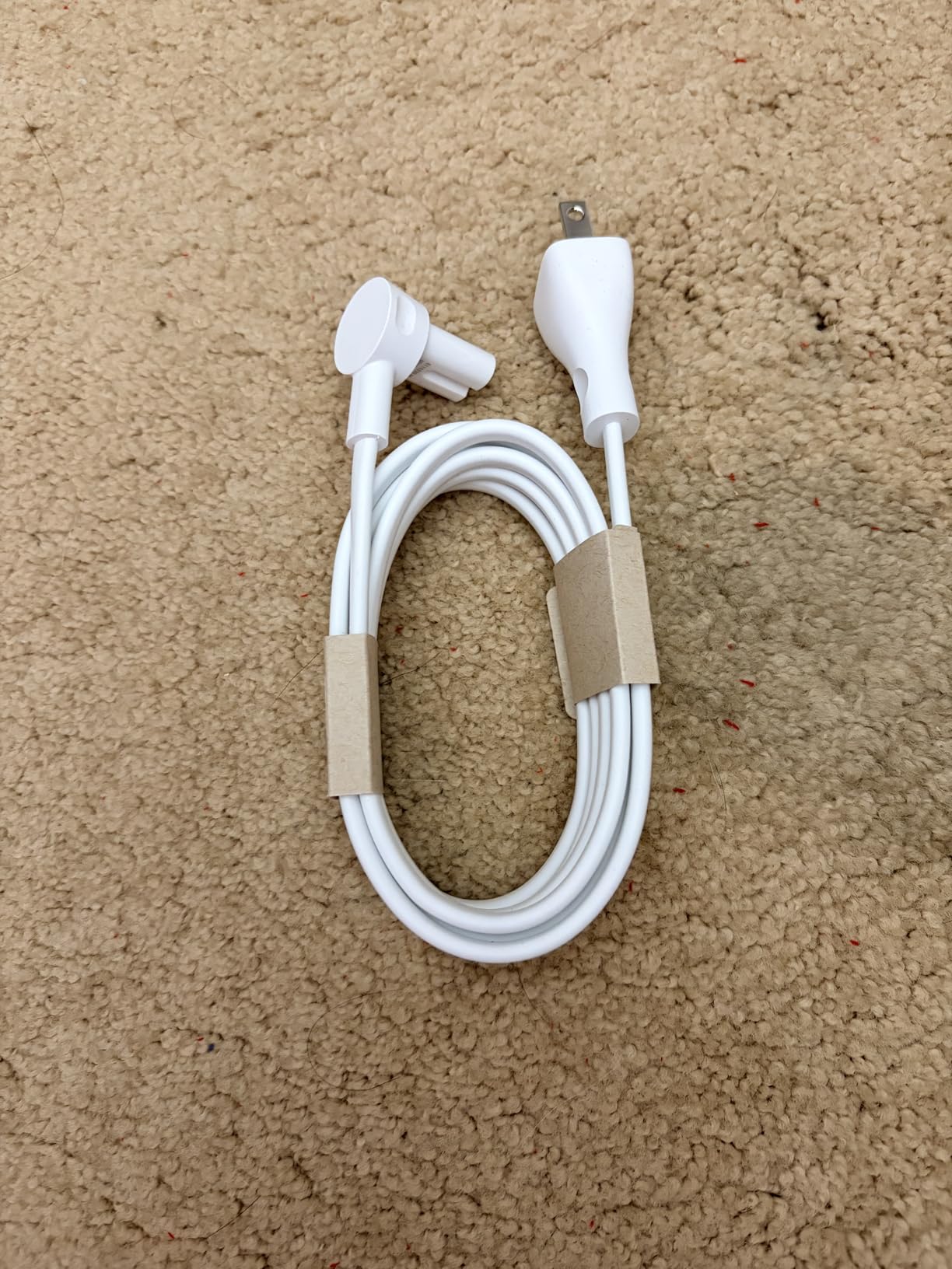 Sonos Era 100 SL Compact, Microphone-Free Speaker - White customer photo 1